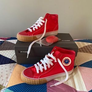 P.F. Flyers NWT Red Hightops sz 7.5